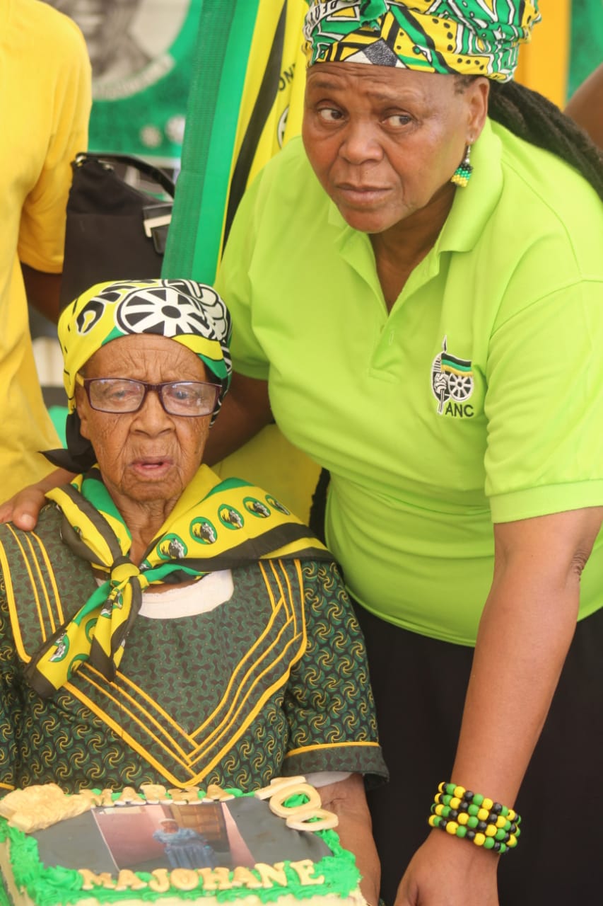 A Century Of Life On Earth For Two White City Gogos Soweto Urban